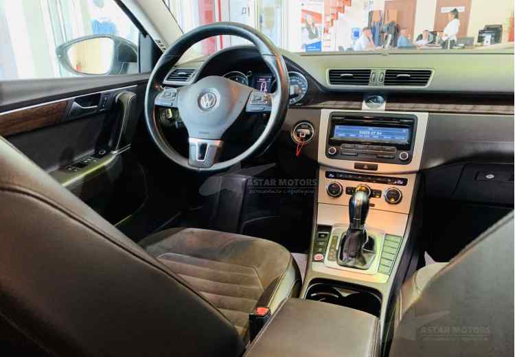 Volkswagen Passat B7