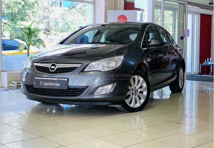 Opel Astra J