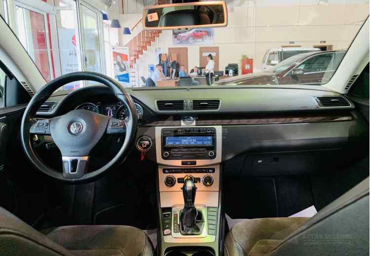 Volkswagen Passat B7