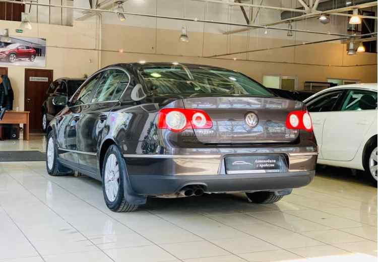Volkswagen Passat B6