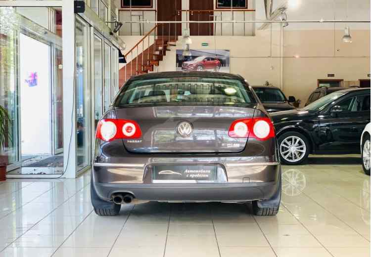 Volkswagen Passat B6