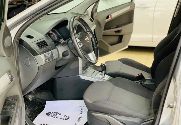 Opel Astra H Рестайлинг