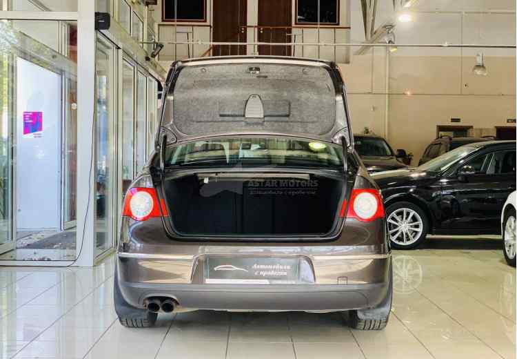 Volkswagen Passat B6
