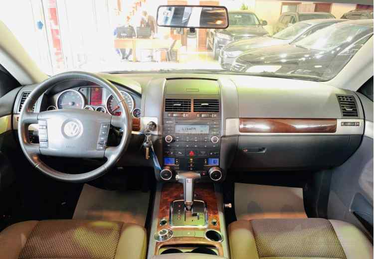 Volkswagen Touareg I Рестайлинг