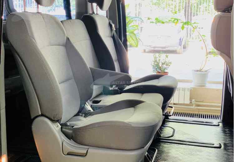 Hyundai Grand Starex I