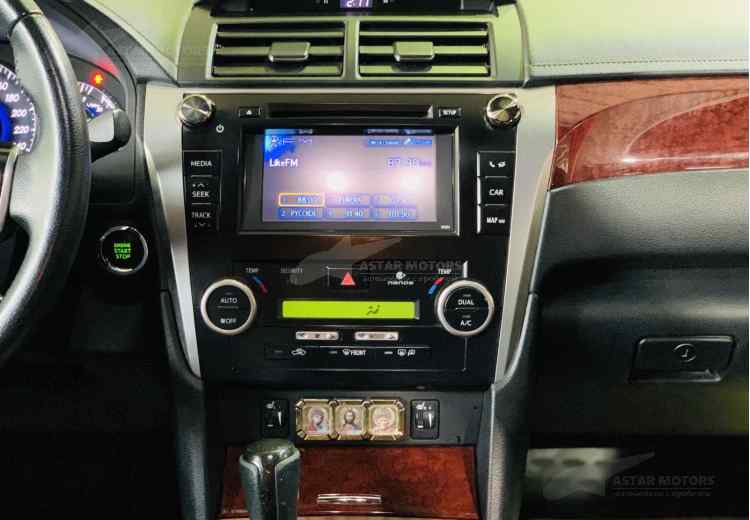 Toyota Camry VII (XV50)