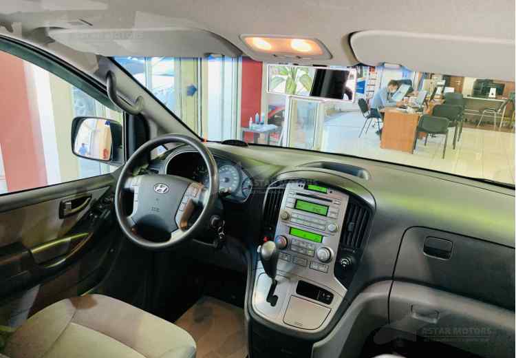 Hyundai Grand Starex I