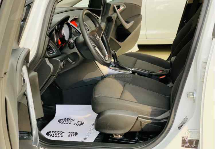 Opel Astra J Рестайлинг