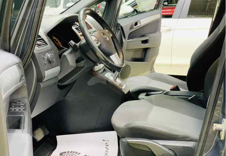 Opel Zafira B Рестайлинг