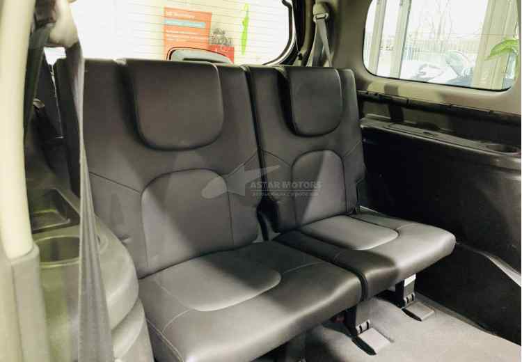 Nissan Pathfinder III