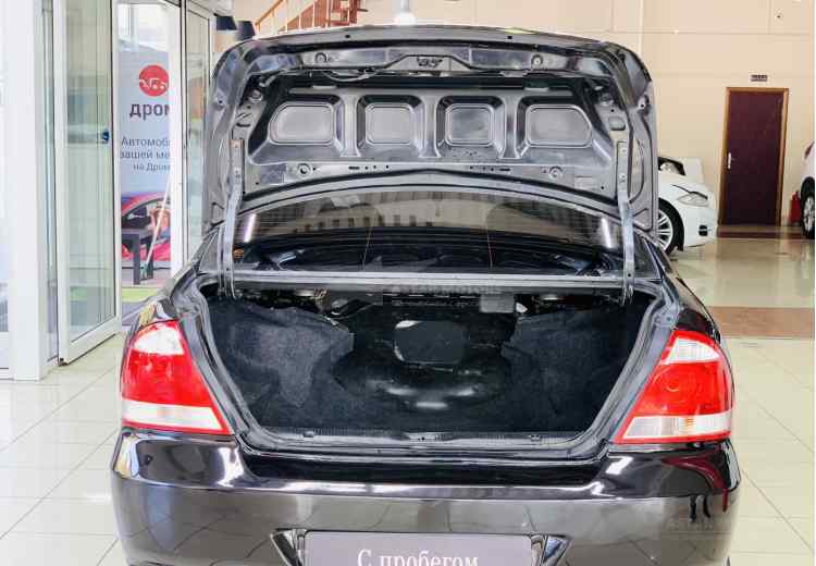 Nissan Almera Classic I