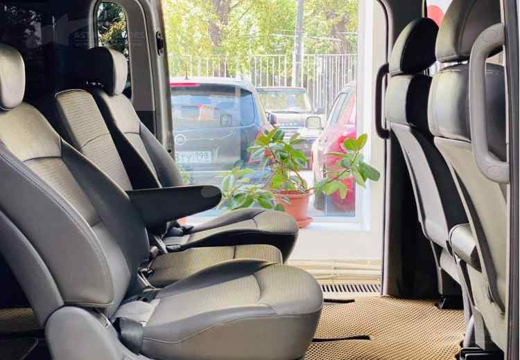 Hyundai Grand Starex I