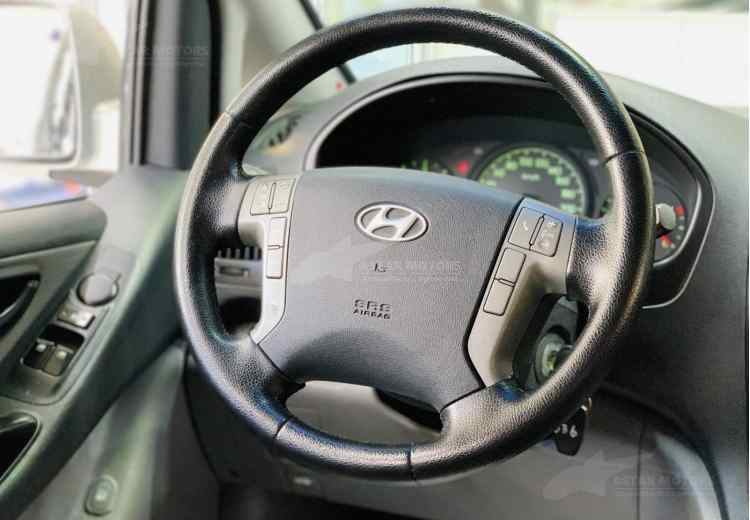 Hyundai Grand Starex I