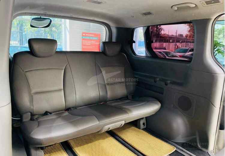 Hyundai Grand Starex I