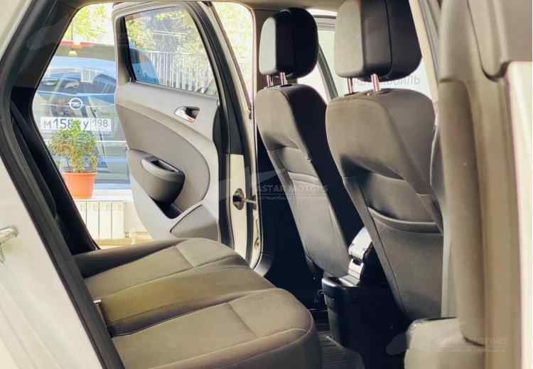 Opel Astra J Рестайлинг