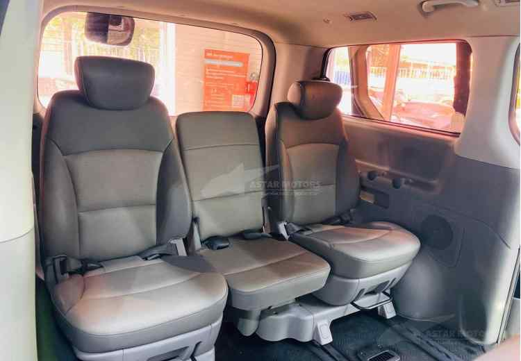 Hyundai Grand Starex I