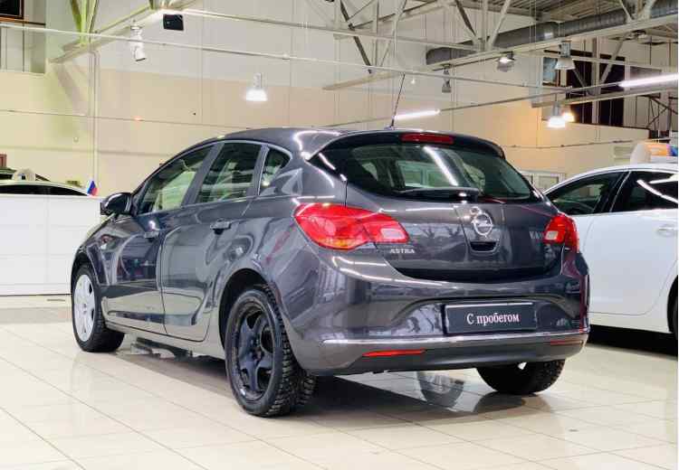 Opel Astra J Рестайлинг
