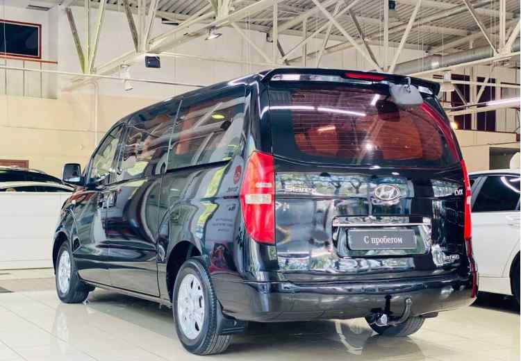 Hyundai Grand Starex I