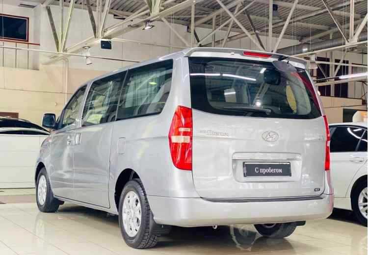 Hyundai Grand Starex I