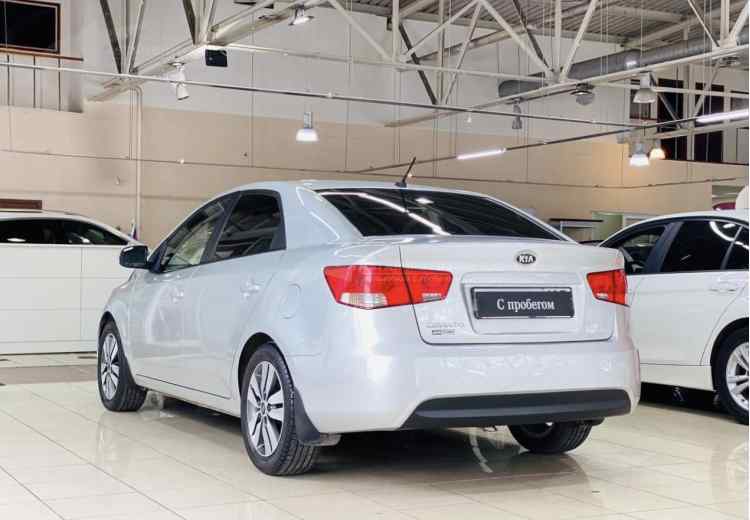 Kia Cerato II