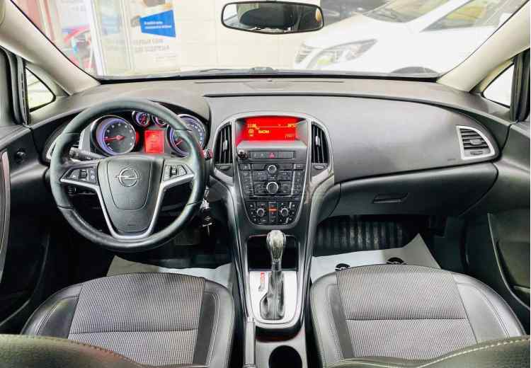 Opel Astra H Рестайлинг