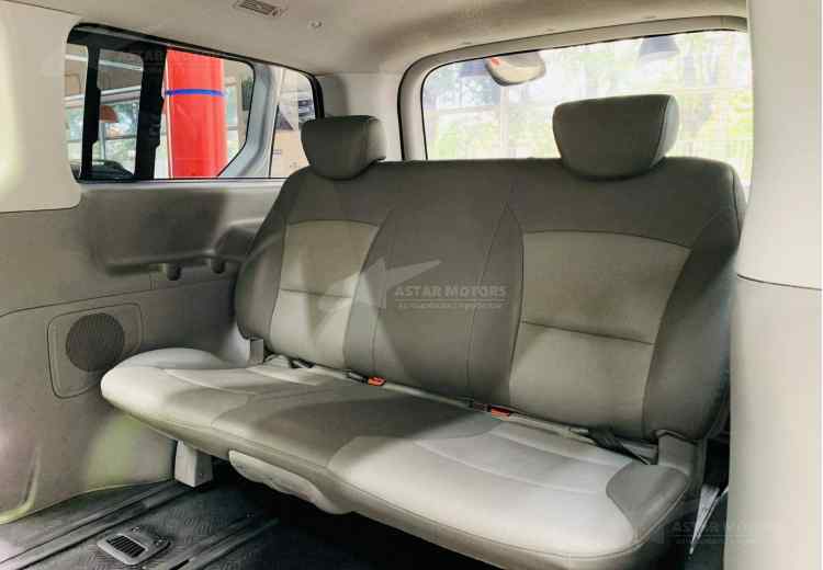 Hyundai Grand Starex I