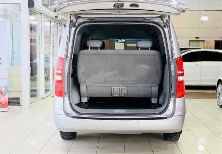 Hyundai Grand Starex I