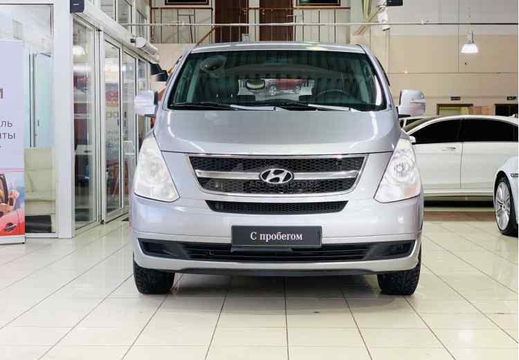Hyundai Grand Starex I