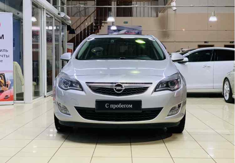Opel Astra J