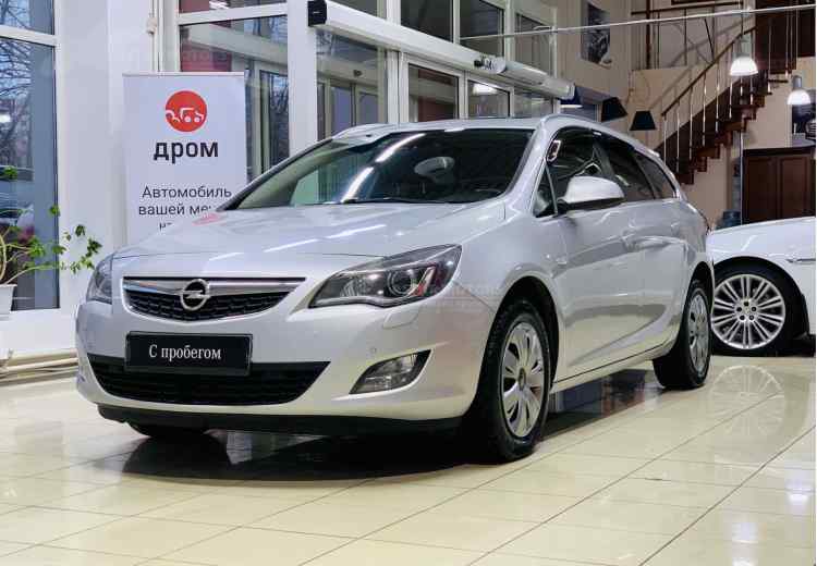 Opel Astra J