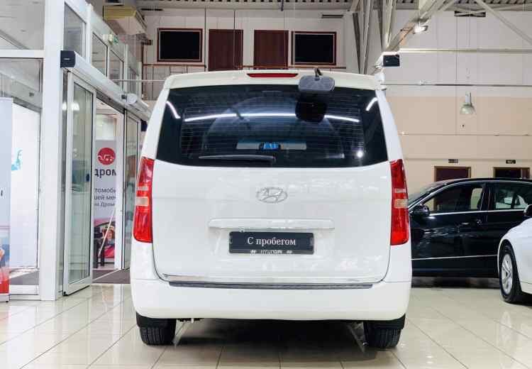 Hyundai Grand Starex I