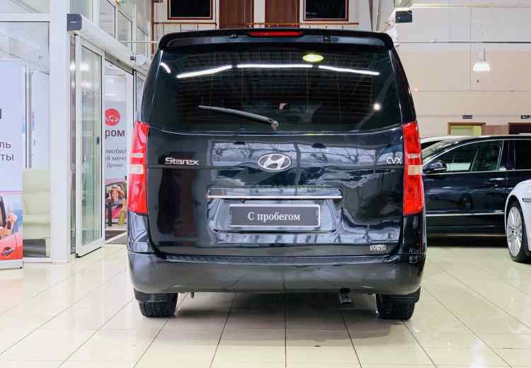 Hyundai Grand Starex I