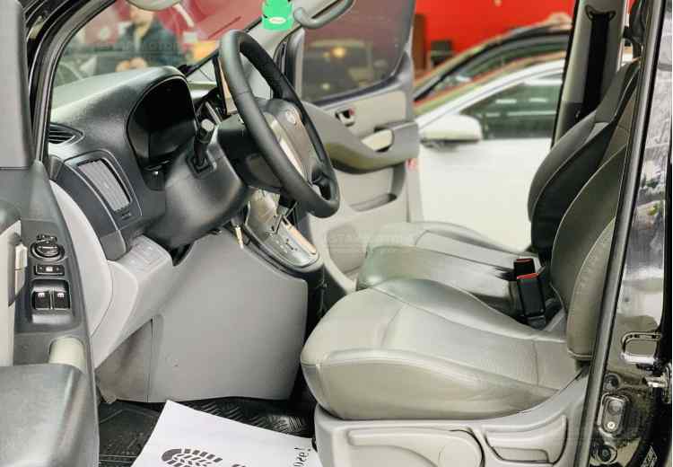 Hyundai Grand Starex I