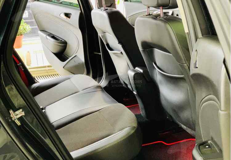 Opel Astra J Рестайлинг