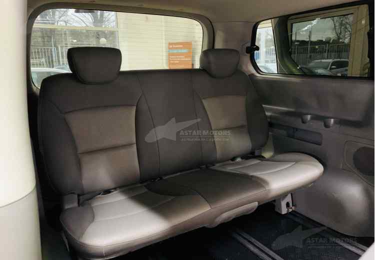 Hyundai Grand Starex I