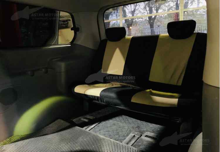 Hyundai Grand Starex I