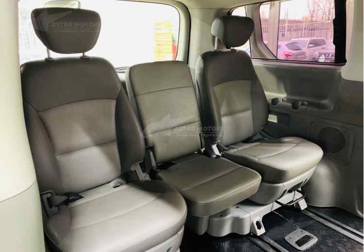 Hyundai Grand Starex I