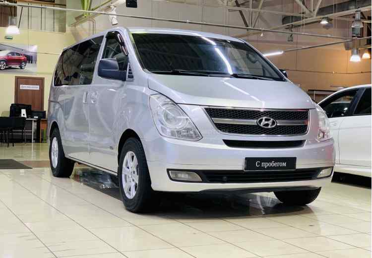 Hyundai Grand Starex I