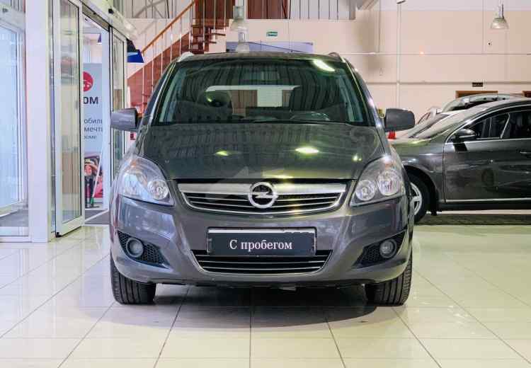 Opel Zafira B Рестайлинг