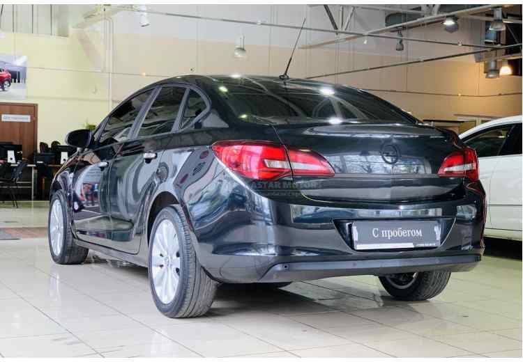 Opel Astra J Рестайлинг