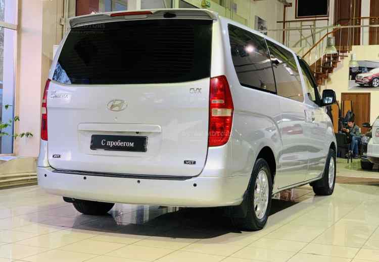 Hyundai Grand Starex I