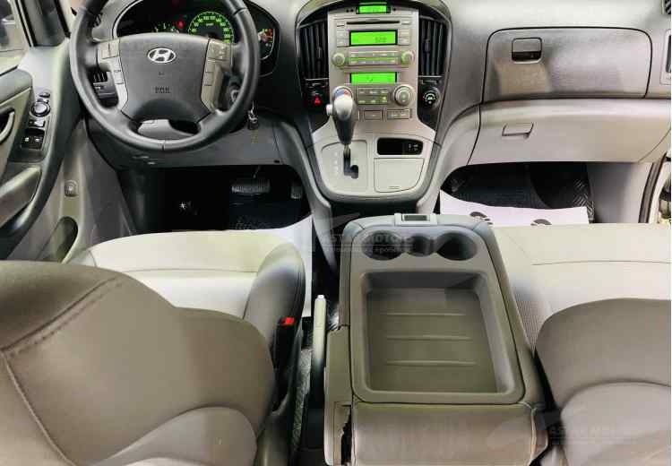 Hyundai Grand Starex I