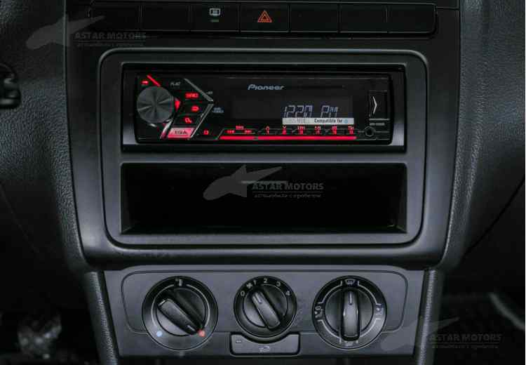 Volkswagen Polo IV Рестайлинг