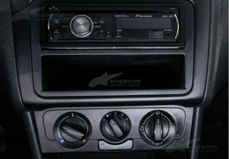 Volkswagen Polo IV Рестайлинг