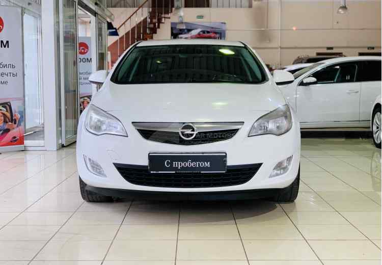 Opel Astra J