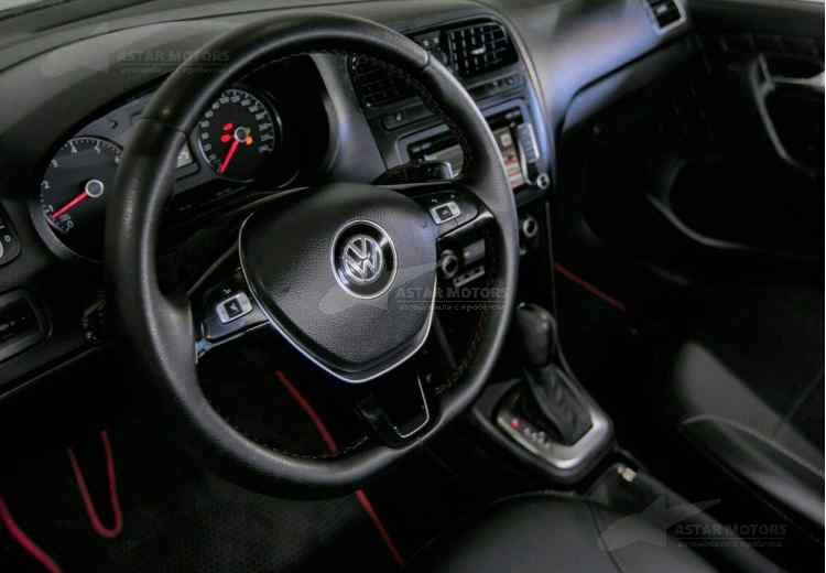 Volkswagen Polo V Рестайлинг