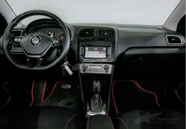 Volkswagen Polo V Рестайлинг