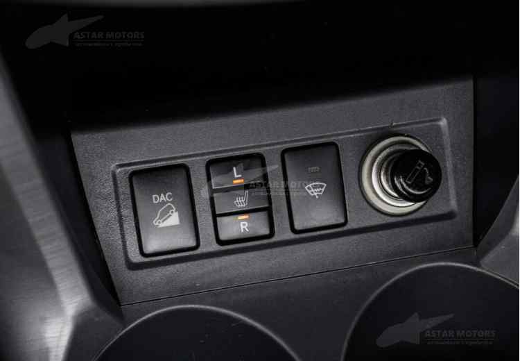 Toyota RAV4 III (XA30)