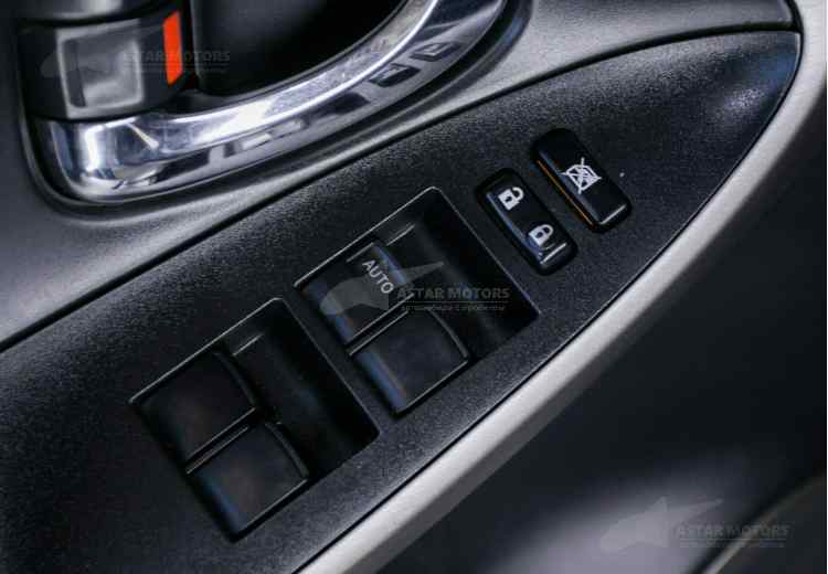 Toyota RAV4 III (XA30)