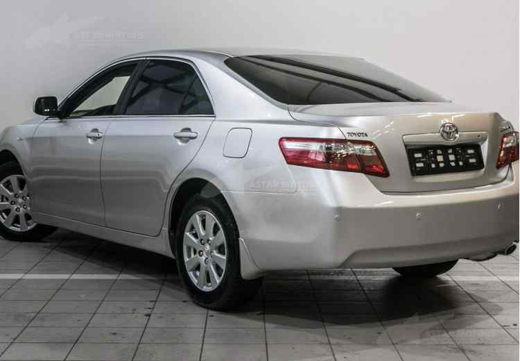 Toyota Camry VI (XV40)